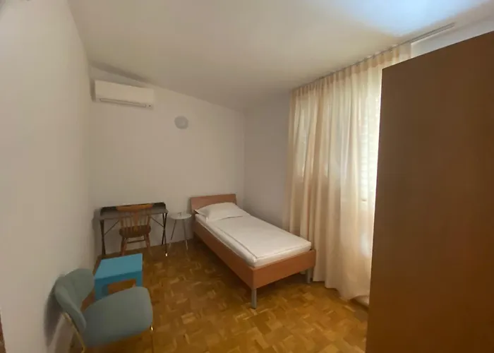 Casa vacanze Six Bedroom Matea Ploce (Dubrovnik-Neretva)