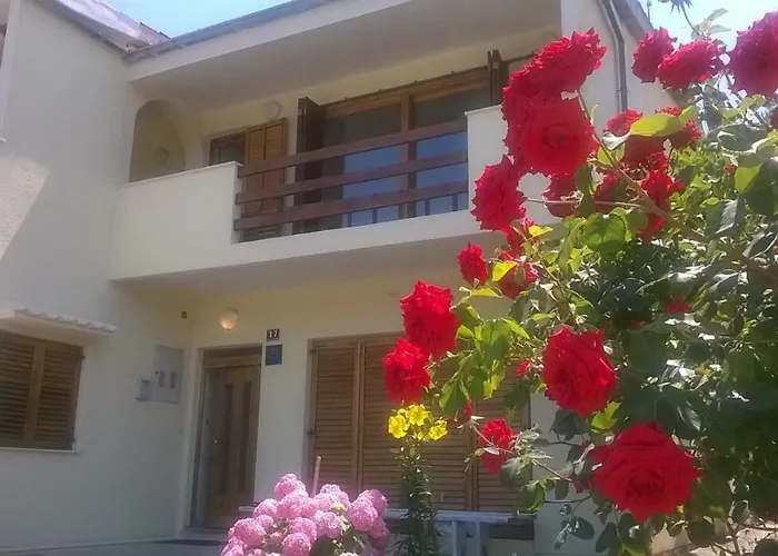Casa vacanze Six Bedroom Matea