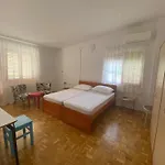 Six Bedroom Matea