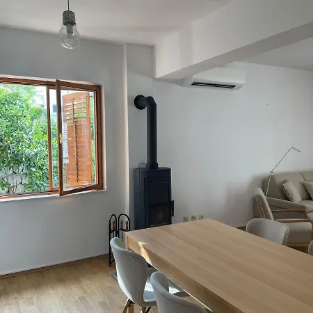 度假居 Six Bedroom Matea 普洛切