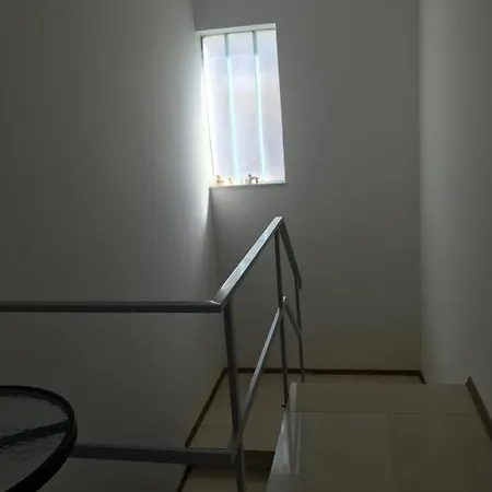 Six Bedroom Matea