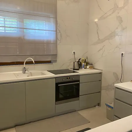 Six Bedroom Holiday Home Matea * Ploce (Dubrovnik-Neretva)