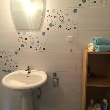 بيت للعطل Six Bedroom Matea بلوتشي