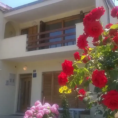 度假居 Six Bedroom Matea