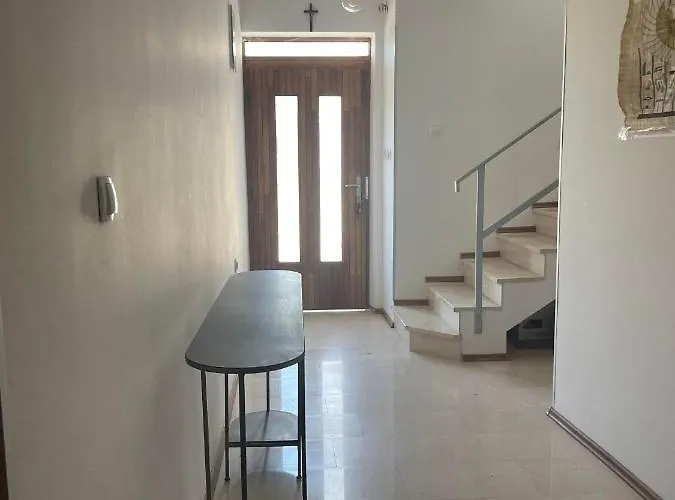 度假居 Six Bedroom Matea *