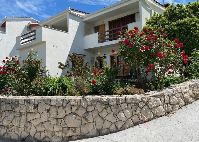 Six Bedroom Matea 度假居 普洛切